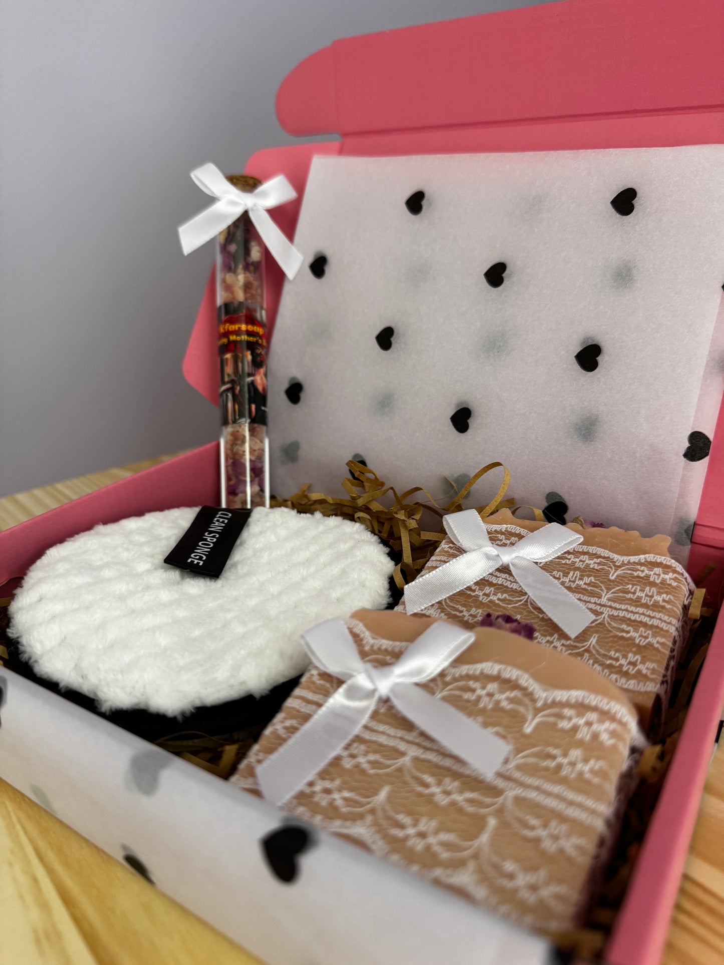 Mother’s Day Rose Petals gift box